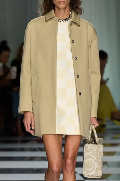Look 5